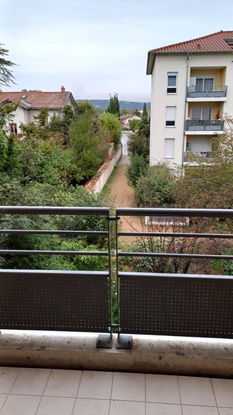 Apartment Bel Type F2 Vaux En Velin Village 69120
